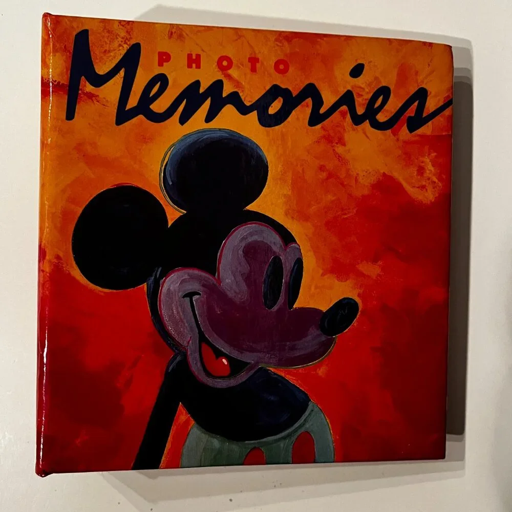 Vintage Disney Binder-Type Photo Album (@47 pages - 4X6 photos for‎ @96 photos)